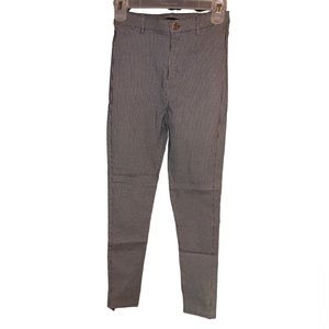 Amazing pants!!XS pants with a black and white pattern, stretchy